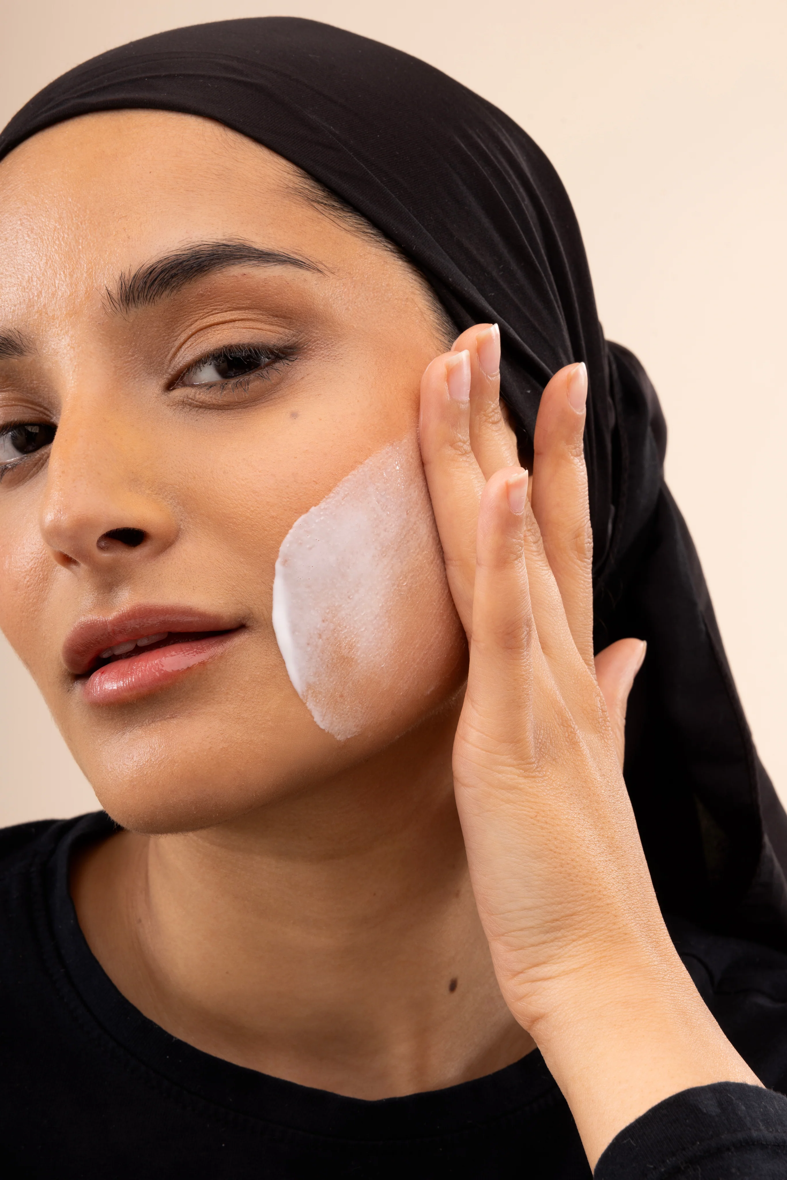 Vitamin E Gentle Face Wash - Image 3