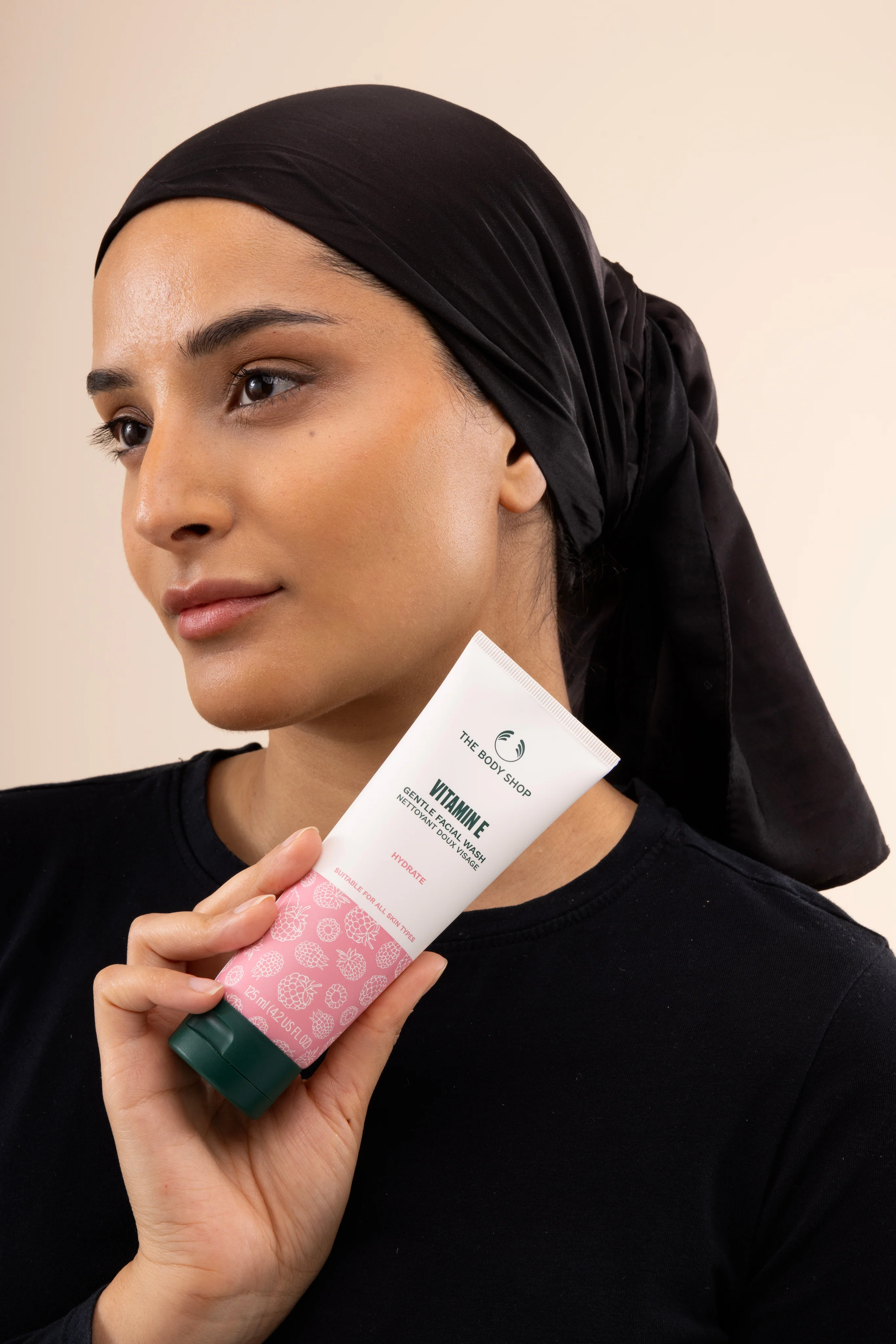 Vitamin E Gentle Face Wash - Image 4